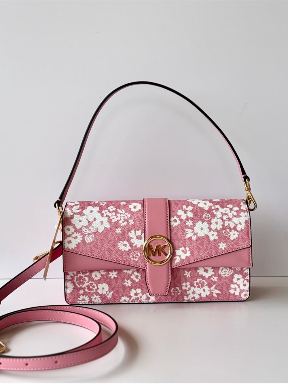 MICHAEL KORS Greenwich Medium Signature Logo Convertible Shoulder Bag
Crossbody